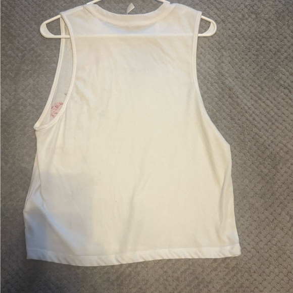 Fabletics White Floral Muscle Tee - Picture 2 of 3